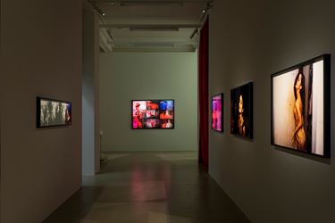 Exhibition view: Nan Goldin, Sirens, Marian Goodman Gallery, London (14 November 2019–11 January 2020). Courtesy the artist and Marian Goodman Gallery.
