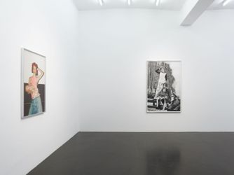 Exhibition view: Talia Chetrit, Solo Exhibition, Sies + Höke, Düsseldorf (14 May–18 June 2022). Courtesy Sies + Höke. Photo: Simon Vogel.