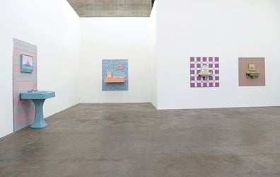 Exhibition view: Emily Hartley-Skudder, Blue Rinse, Jonathan Smart Gallery (27 April–26 May 2018). Courtesy Jonathan Smart Gallery.