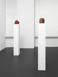 Exhibition view: Melvin Edwards, B WIRE, BEWARE, ALL WAYS ART, Galerie Buchholz, Berlin (15 September–21 October 2023). Courtesy Galerie Buchholz