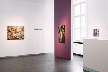 Exhibition view: Lia Kazakou, SECOND SKIN, Beck & Eggeling International Fine Art, Düsseldorf (22 April – 13 June 2023). Courtesy Beck & Eggeling International Fine Art, Düsseldorf.