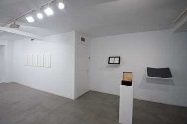 Exhibition view: Ayesha Jatoi, Tomorrow, Sabrina Amrani Gallery, Madera, 23, Madrid (23 November–31 December 2016). Courtesy Sabrina Amrani Gallery.