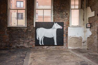 Exhibition view: Andrew Sim, FOUR HORSES AND A SUNFLOWER (ACTUAL SIZE), The Modern Institute, Aird's Lane, Glasgow (25 March–7 May 2022). © Andrew Sim. Courtesy of the Artist and The Modern Institute/ Toby Webster Ltd, Glasgow. Photo: Patrick Jameson.