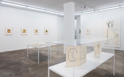 Exhibition view, Craig Kauffman, Works from 1962 - 1964 in dialogue with Francis Picabia and Marcel Duchamp, Sprüth Magers, Berlin, April 30 - June 25, 2016.