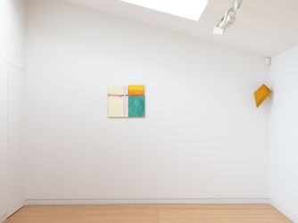 Exhibition view: James Ross, Constructed Forms - After Mondrian, Two Rooms, Auckland (27 November–23 December 2020). Courtesy Two Rooms, Auckland.