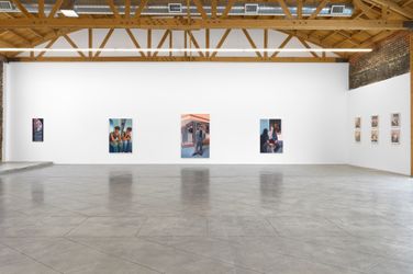 Exhibition view: Alannah Farrell, Serenade, Anat Ebgi, Los Feliz, Los Angeles (14 April–26 May 2023). Courtesy Anat Ebgi. 