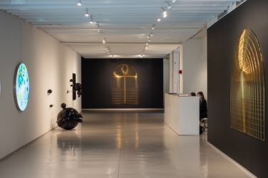 Exhibition view: Zheng Lu, Root Metaphor, Sundaram Tagore Gallery, Chelsea, New York (13 June–13 July 2019). Courtesy Sundaram Tagore Gallery.