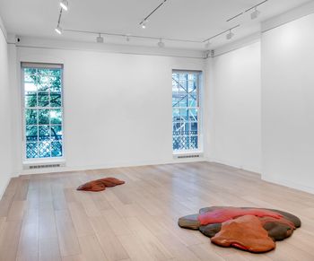Cheim & Read contemporary art gallery in 23 E 67th St, New York, USA