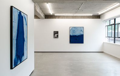 Exhibition view: Jonathan Kay, Cryosphere, Jhana Millers, Wellington (24 March–23 April 2022). Courtesy Jhana Millers.