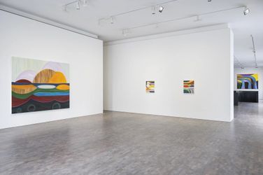 Exhibition view: Marina Perez Simão, Onda, Pace Gallery, London (7 September–1 October 2022). Courtesy Pace Gallery.
