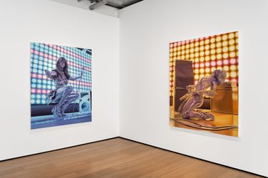Exhibition view: Emma Stern, Penny & The Dimes: Dimes 4Ever World Tour, Almine Rech, London (6 September–30 September 2023). Courtesy Almine Rech.