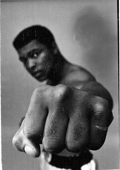 Ali showing off his left fist, Chicago by Thomas Hoepker contemporary artwork