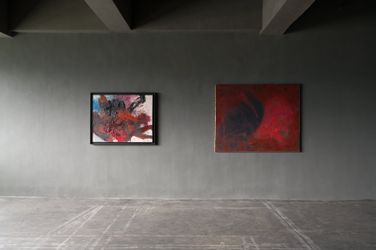 Exhibition view: Tanaka and Shiraga, Material and Action, Axel Vervoordt Gallery, Hong Kong (2 April–14 May 2022). Courtesy Axel Vervoordt Galelry.