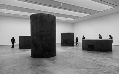 Exhibition view: Richard Serra, Sculpture and Drawings, David Zwirner, New York (4 November–16 December 2017). © 2017 Richard Serra / Artists Rights Society (ARS), New York. Courtesy David Zwirner, New York and London. Photo: Cristiano Mascaro.