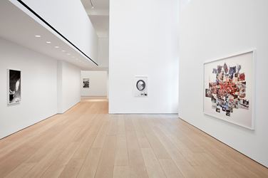 Exhibition view: Catherine Opie, The Modernist, Lehmann Maupin, New York (1 November–12 January 2019). Courtesy Lehmann Maupin. Photo: Matthew Herrmann.