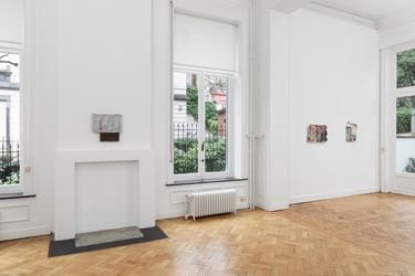 Exhibition view: Nick Mauss, Gladstone Gallery, Brussels (10 March–14 April 2023). Courtesy Gladstone Gallery. Photo: Fabrice Schneider.