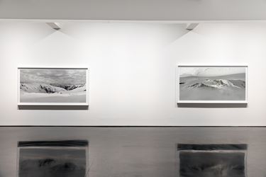 Exhibition view: Rosemary Laing, skyground, Tolarno Galleries (13 July–17 August 2019). Courtesy Tolarno Galleries, Melbourne.
