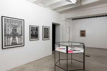 Exhibition view: Andreas Werner, Through the deep black void, Krinzinger Schottenfeld, Schottenfeldgasse 45, Vienna (16 December–12 February 2022). Courtesy Galerie Krinzinger.