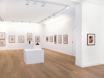 Exhibition view: Joan Miró, Femmes, oiseaux et monstres..., Galerie Lelong & Co., Paris (6 September–10 October 2018). Courtesy Galerie Lelong & Co., Paris.