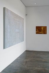 Exhibition view: Daniel Senise, Verônica, Galeria Nara Roesler, São Paolo (20 August–1 October 2022). Courtesy Galeria Nara Roesler.