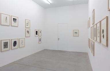 Exhibition view: Thomas Müller, Recent Drawings, Kristof De Clercq gallery, Ghent (5 November–17 December 2017). Courtesy Kristof De Clercq gallery.