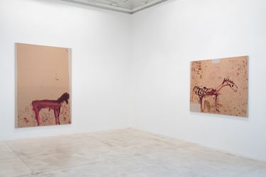 Exhibition view: Martha Jungwirth, NICHT IM DONIZETTI-SALON, Galerie Krinzinger, Vienna (24 January–14 February 2020). Courtesy Galerie Krinzinger.