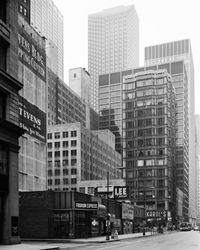 Washington Street / reliance Building, Chicago 1990 by Thomas Struth contemporary artwork photography