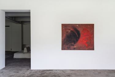 Exhibition view: Ryuji Tanaka, Axel Vervoordt Gallery, Hong Kong (19 October 2019–1 February 2020). Courtesy Axel Vervoordt Gallery.