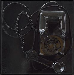Paul Sietsema, Black Phone Painting, (2022). Enamel on linen in artist's frame. 75 x 74 cm. Courtesy Marian Goodman, Paris. 
