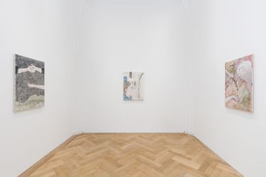 Exhibition view: Helen Johnson, Opening, Pilar Corrias, London (16 November 2023–6 January 2024). Courtesy the artist and Pilar Corrias.