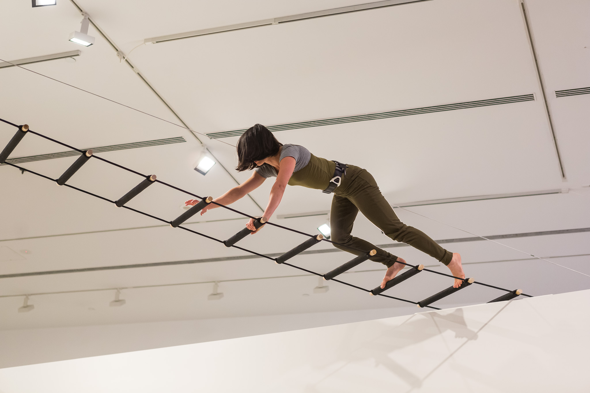 Mira Oosterweghel, Precarious Life (2016). Rope, dowel, dyna-bolts, single-channel digital video. Exhibition view: Primavera 2016: Young Australian Artists, Museum of Contemporary Art Australia, Sydney (29 September–4 December 2016).