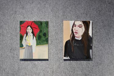 Exhibition view: Chantal Joffe, Teenagers, Lehmann Maupin, Seoul (12 November 2020–29 January 2021). © Chantal Joffe. Courtesy the artist and Victoria Miro. Presented by Lehmann Maupin, Seoul. Photo: OnArt Studio.