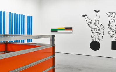Exhibition view: Liam Gillick, Four Steps and a Leap, Blanc Art Space D7, Beijing, (2021). Courtesy the artist and Esther Schipper, Berlin. Photo: © Sun Shi⁠.