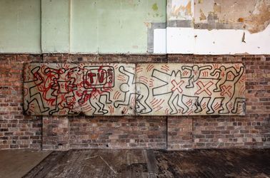 Exhibition view: Keith Haring, Subway Drawings, The Modern Institute, Glasgow (7 June–5 September 2024). Courtesy the Artist and The Modern Institute. Photo: Patrick Jameson.