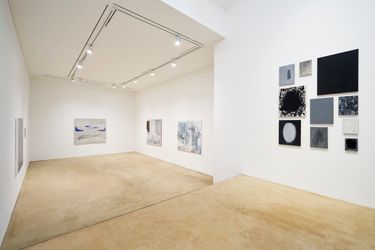 Exhibition view: Group Exhibition, The Fool on the Hill, ONE AND J. Gallery, Seoul (17 November–22 December 2022). Courtesy ONE AND J. Gallery. Photo: Euirock Lee. 