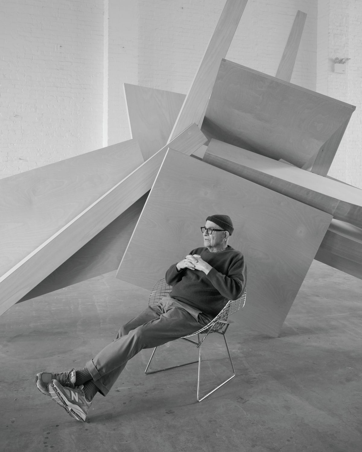 Joel Shapiro, Pioneering Sculptor of Dynamic Abstraction, Dies at