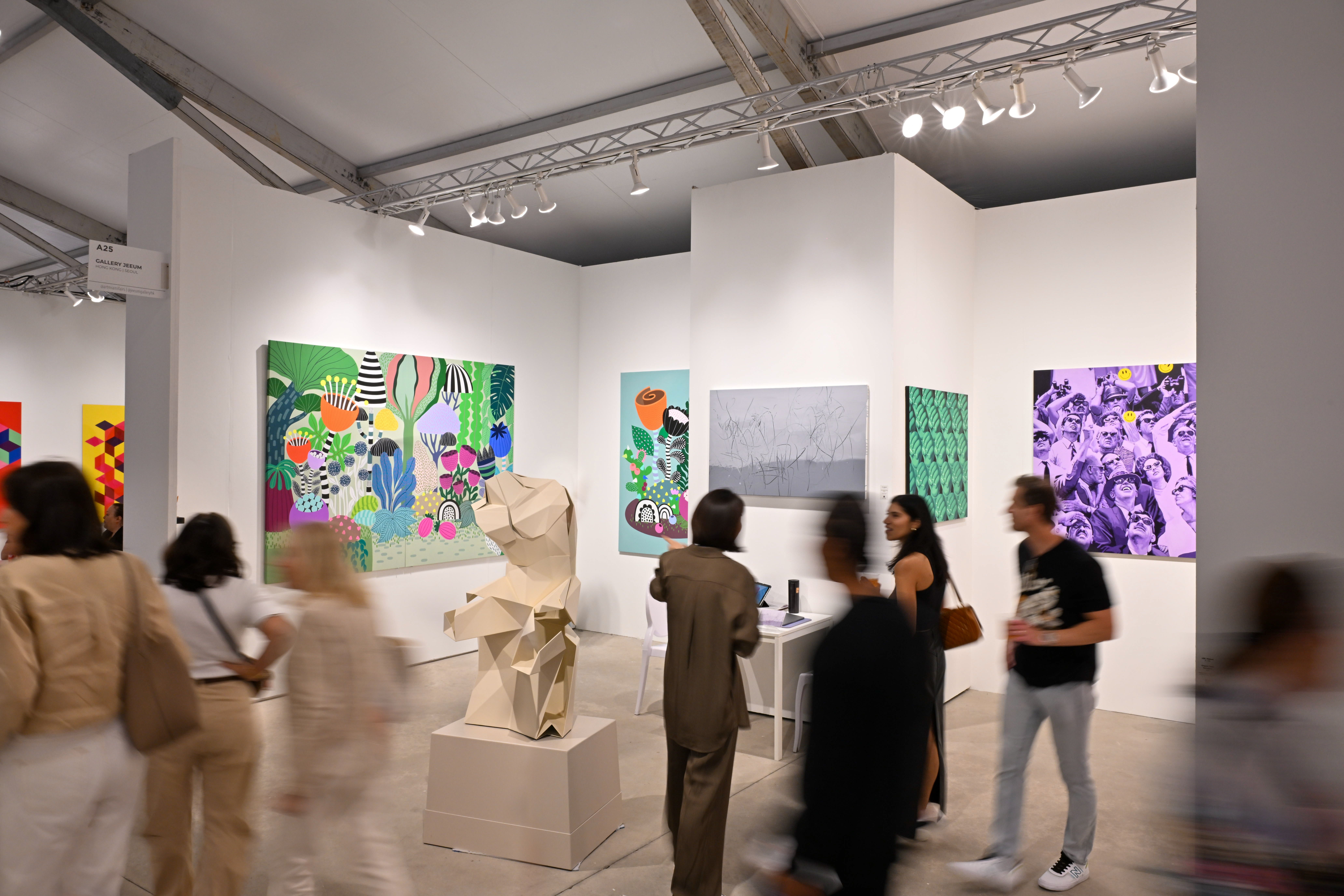 At Art Miami, the City’s Original Art Fair, Everyone Is Invited | Ocula