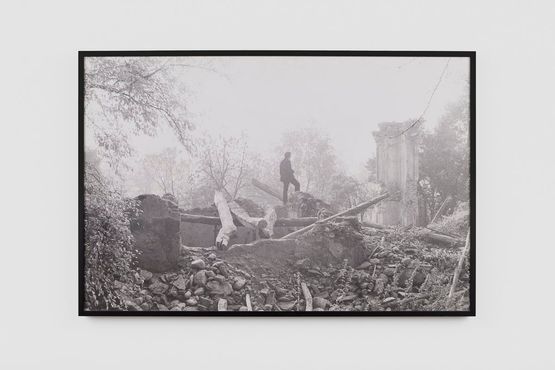 Autoritratto tra le rovine by Salvo contemporary artwork Photography