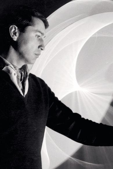 Julio Le Parc, Grandfather of Interactive Art, Dies at 97