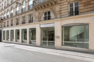 Mennour contemporary art gallery in