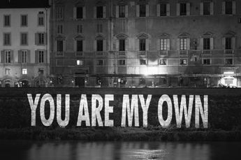 Jenny Holzer contemporary artist