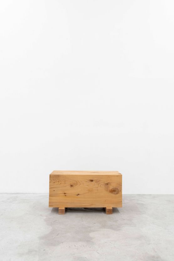 Ultima by Leonardo Anker Vandal contemporary artwork Sculpture