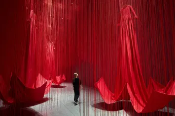 Contemporary art exhibition Chiharu Shiota Infinite Memory at M Hong Kong