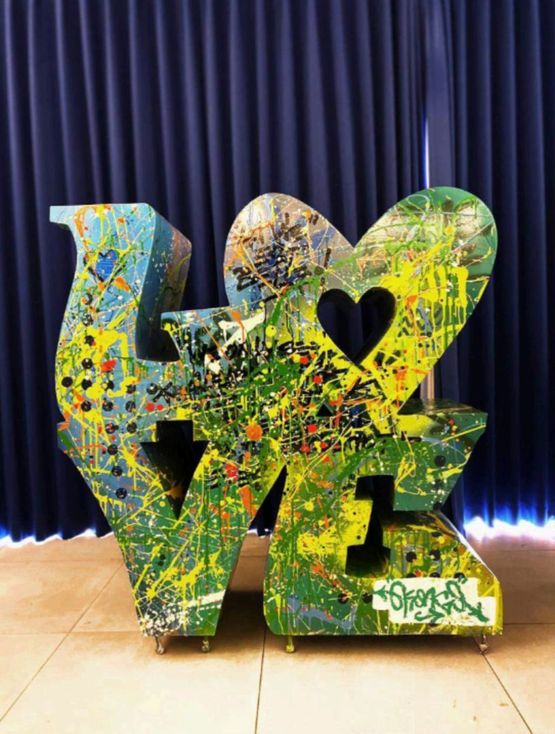 LOVE SCULPTURE by Cyril Kongo contemporary artwork Painting
