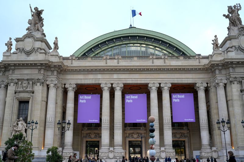 Art Basel Paris to Shutter Early Ahead of Fresh Wave of Protests