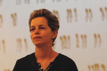 Michal Rovner contemporary artist