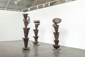 Lynda Benglis