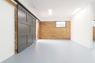 KINGS Artist-Run contemporary art institution in