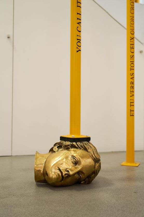 IL MONDO APHRODITES HEAD II by Carlos Aires contemporary artwork Sculpture