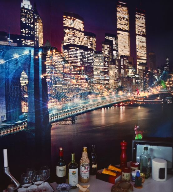 Brooklyn Bridge in Frankfurter Kuche from the series Domestic Landscapes by Thomas Wrede contemporary artwork Painting